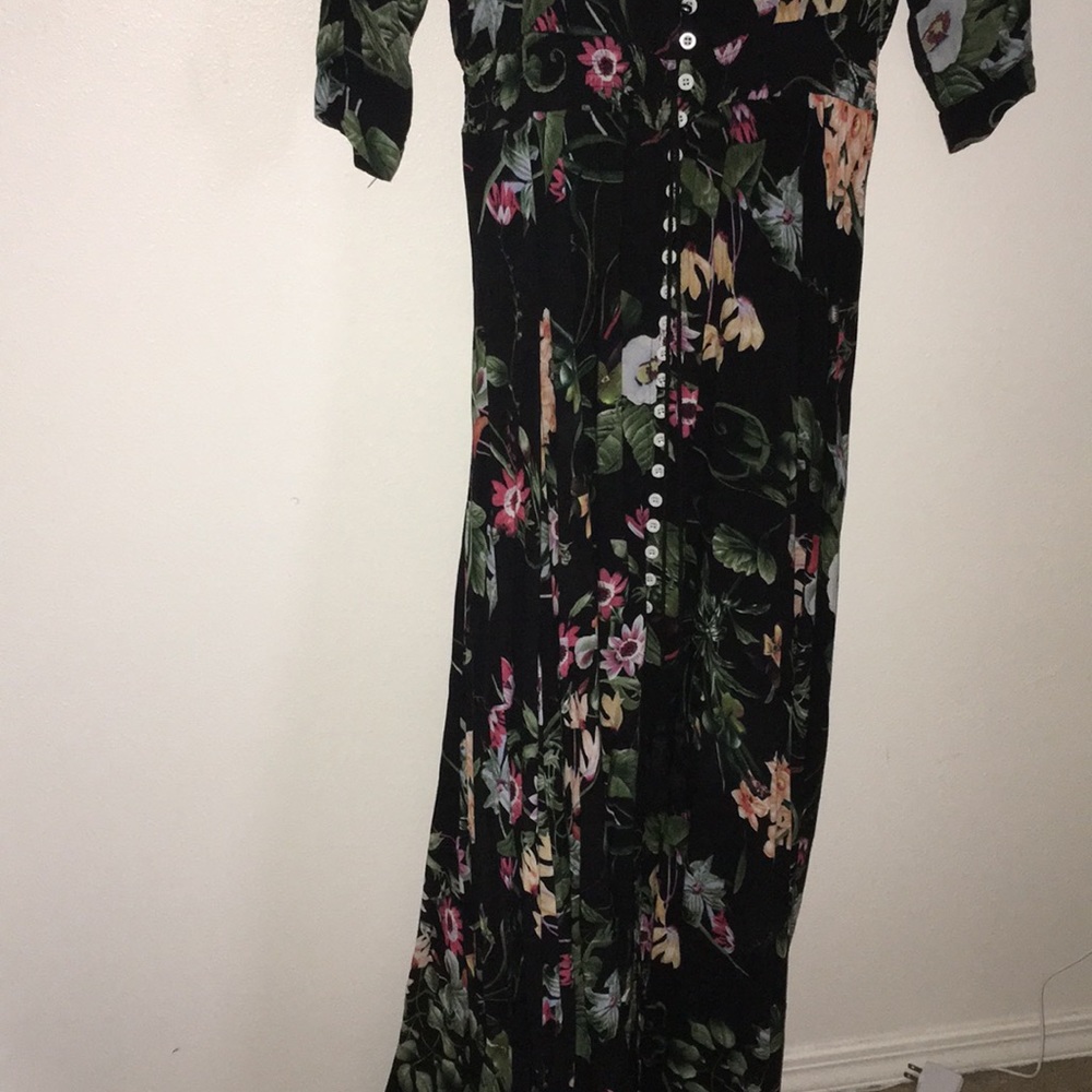 (NWOT) BOHO DRESS! Long, perfect for fall! 🍂 - Picture 4 of 5